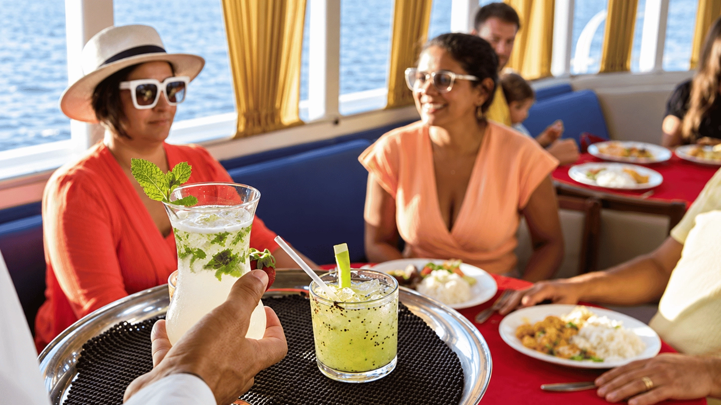 CATAMARÃ FLORIPA com buffet