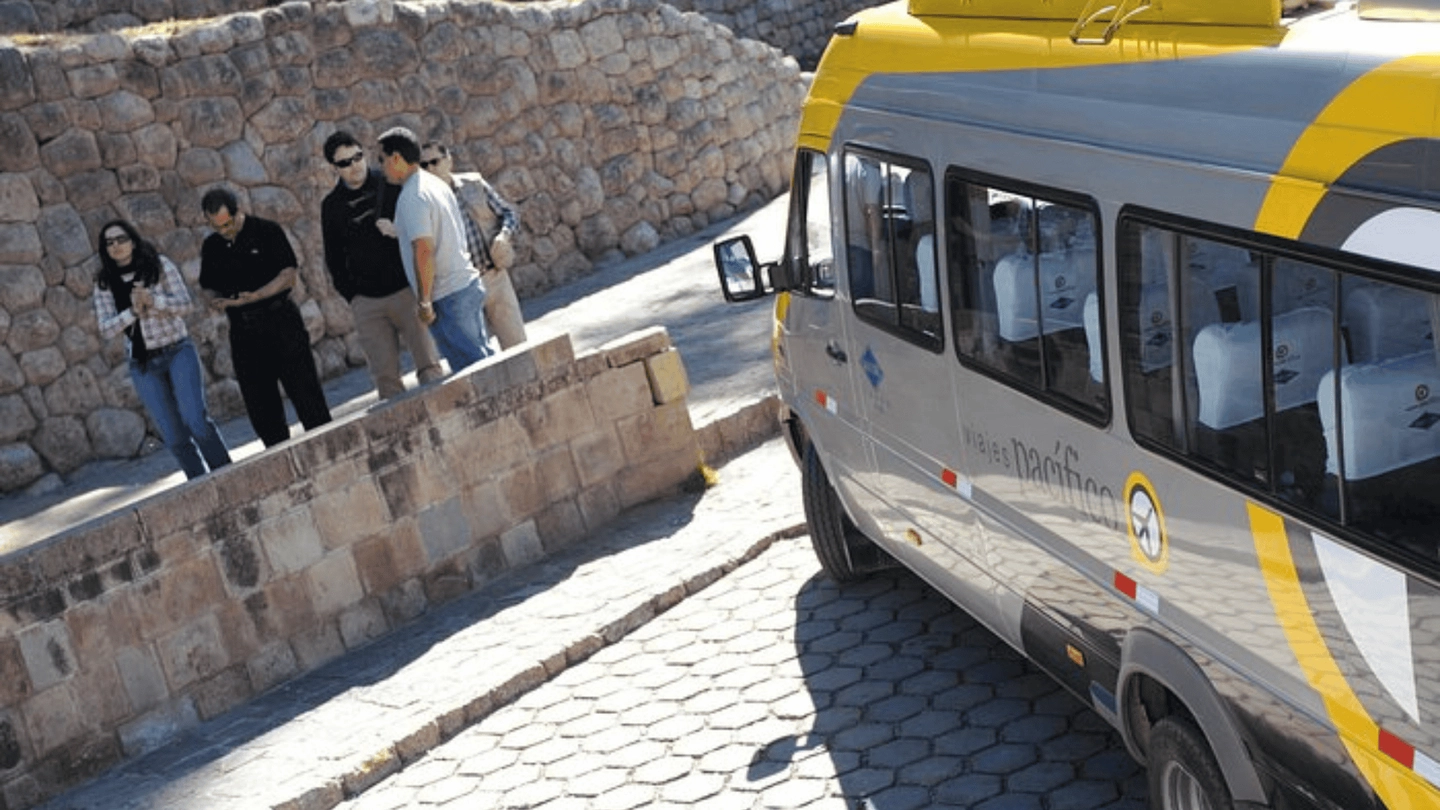 Traslado aeropuerto, estación de bus / hotel en Cuzco