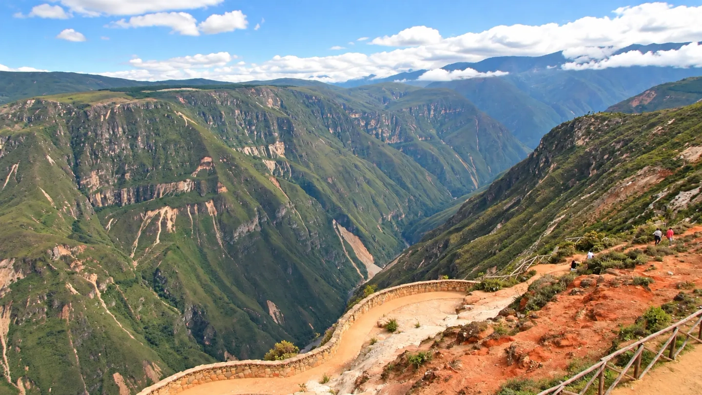 HALF DAY: CITY TOUR - PUEBLO DE HUANCAS y CIRCUITO DE MIRADORES