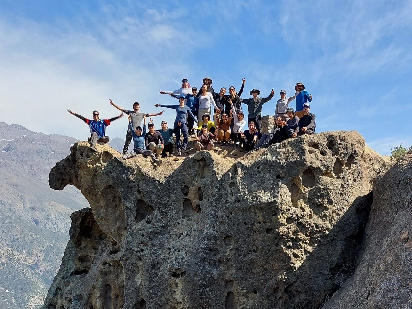 Trekking a las Cuevas del Manzano, Cajón del Maipo