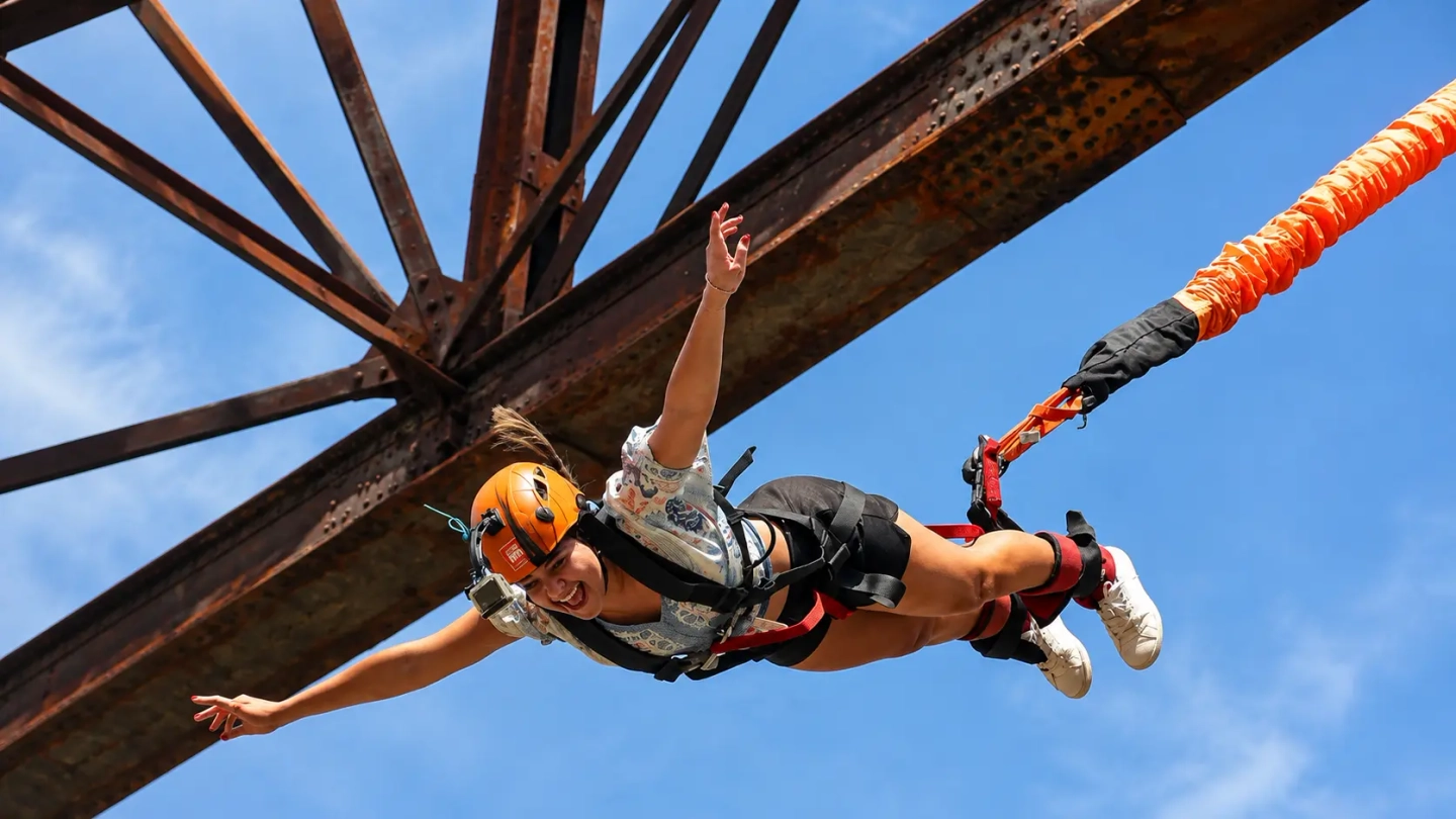 Salto Bungee Jumping en Cacheuta Mendoza