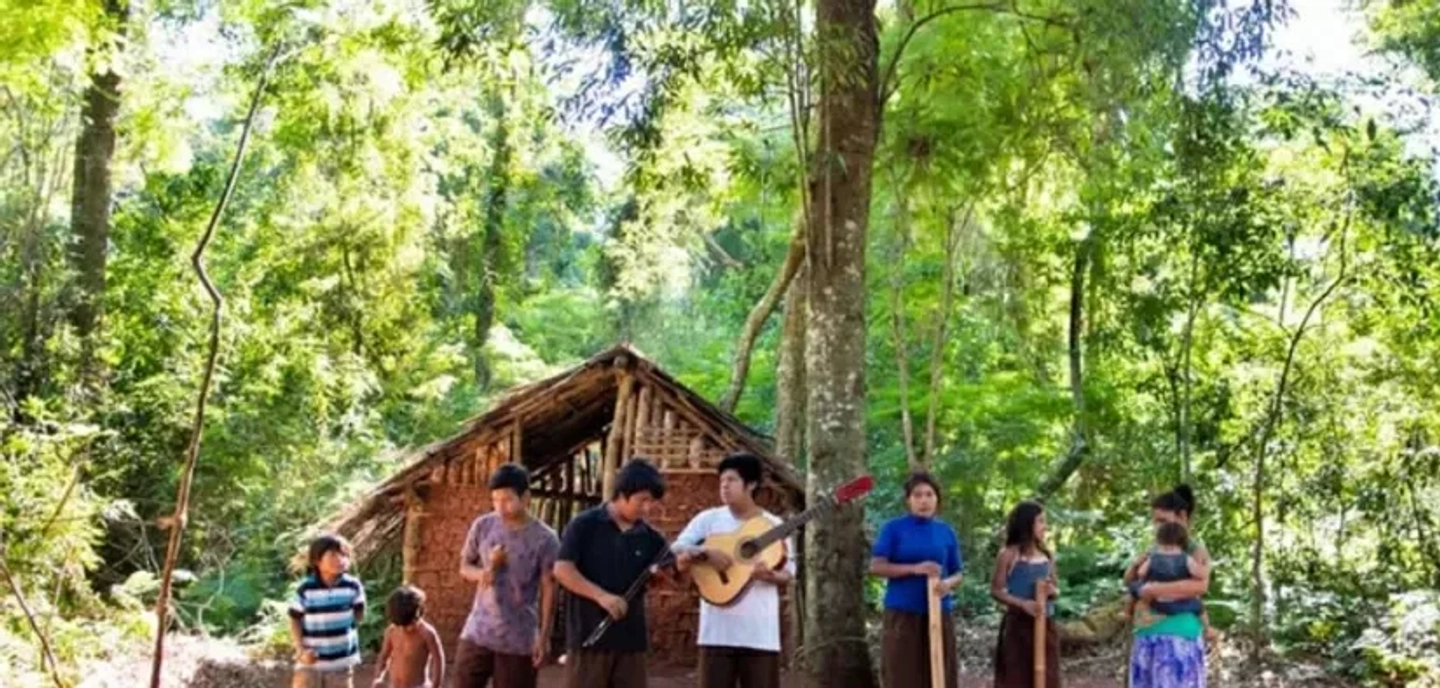 Excursión Aldea Guaraní Fortín Mbororé con Brunch