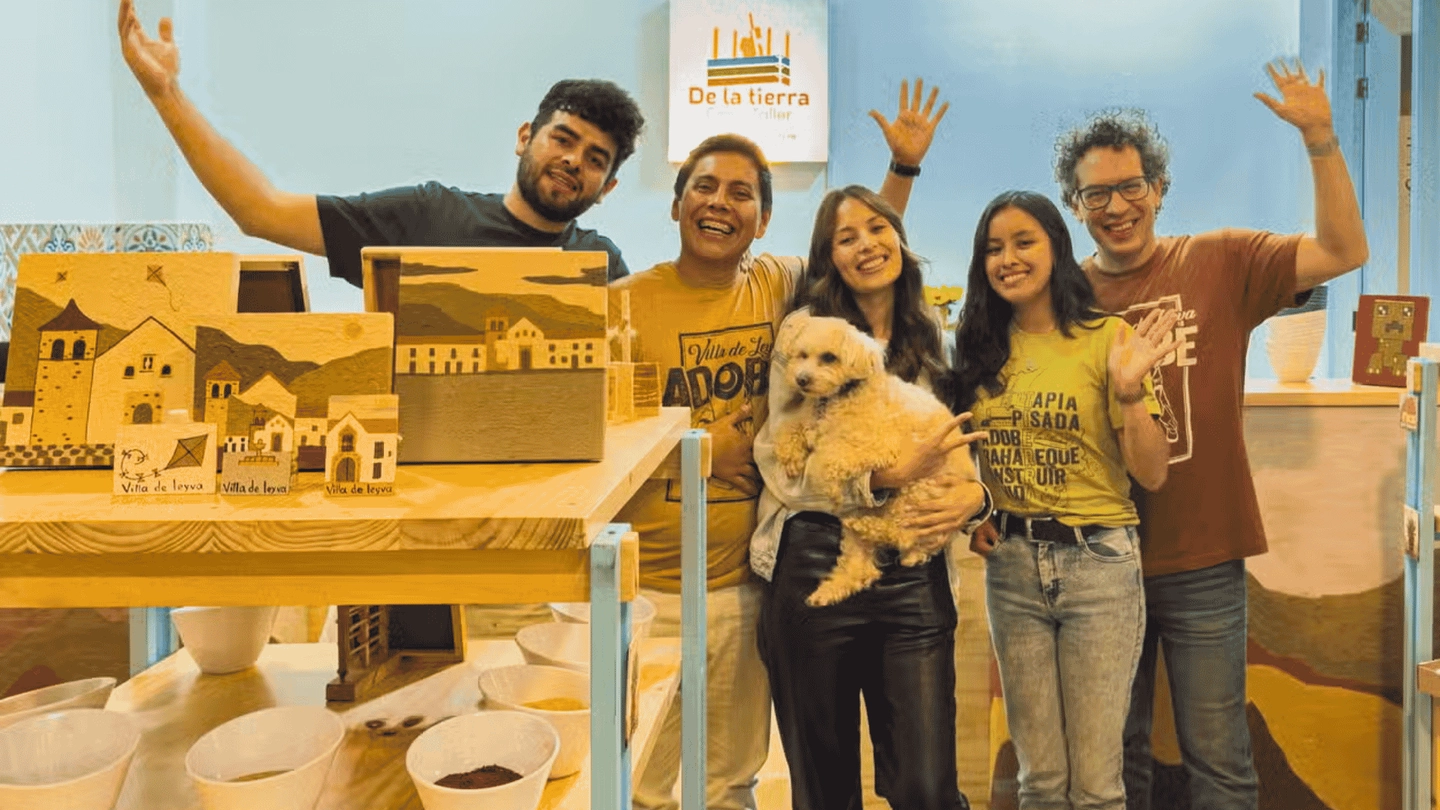 Taller de Pinturas con Tierra en Villa de Leyva