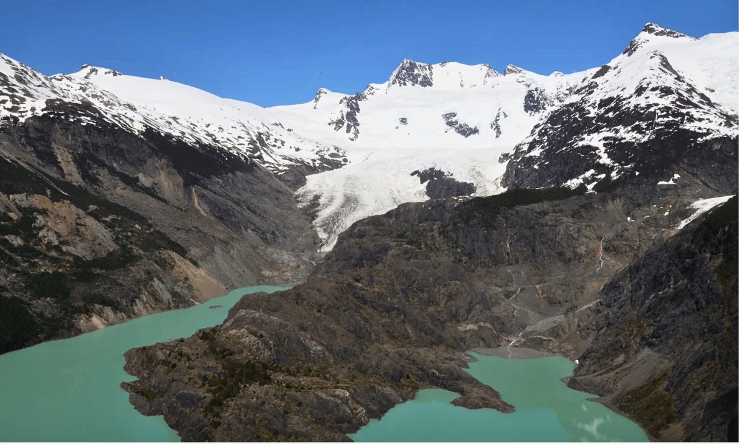 Vuelo en Helicóptero en la Patagonia: Lago General Carrera, Río Cañal y Lago Meliquina