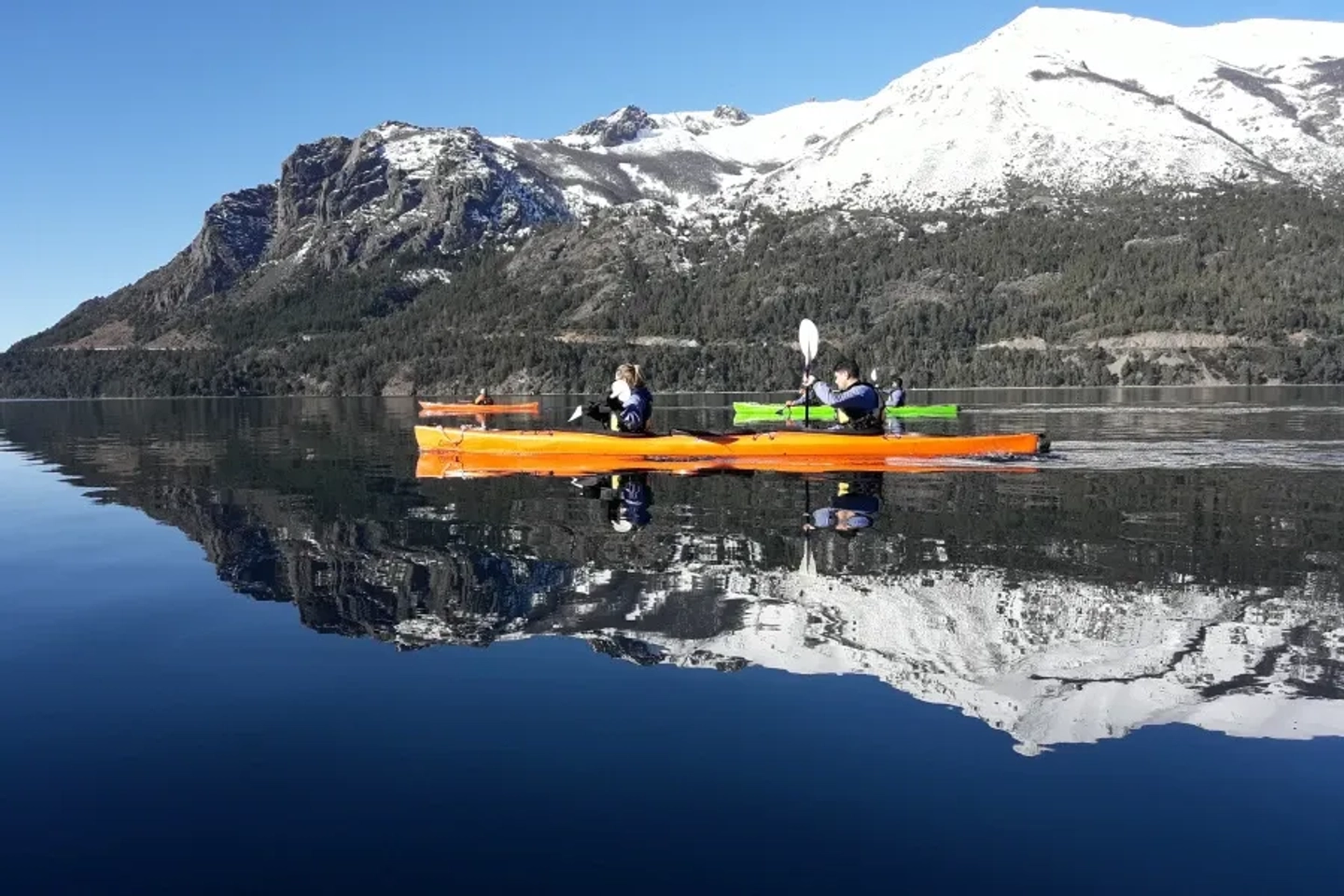 Paseo en Kayak en Lago Gutierrez de medio día