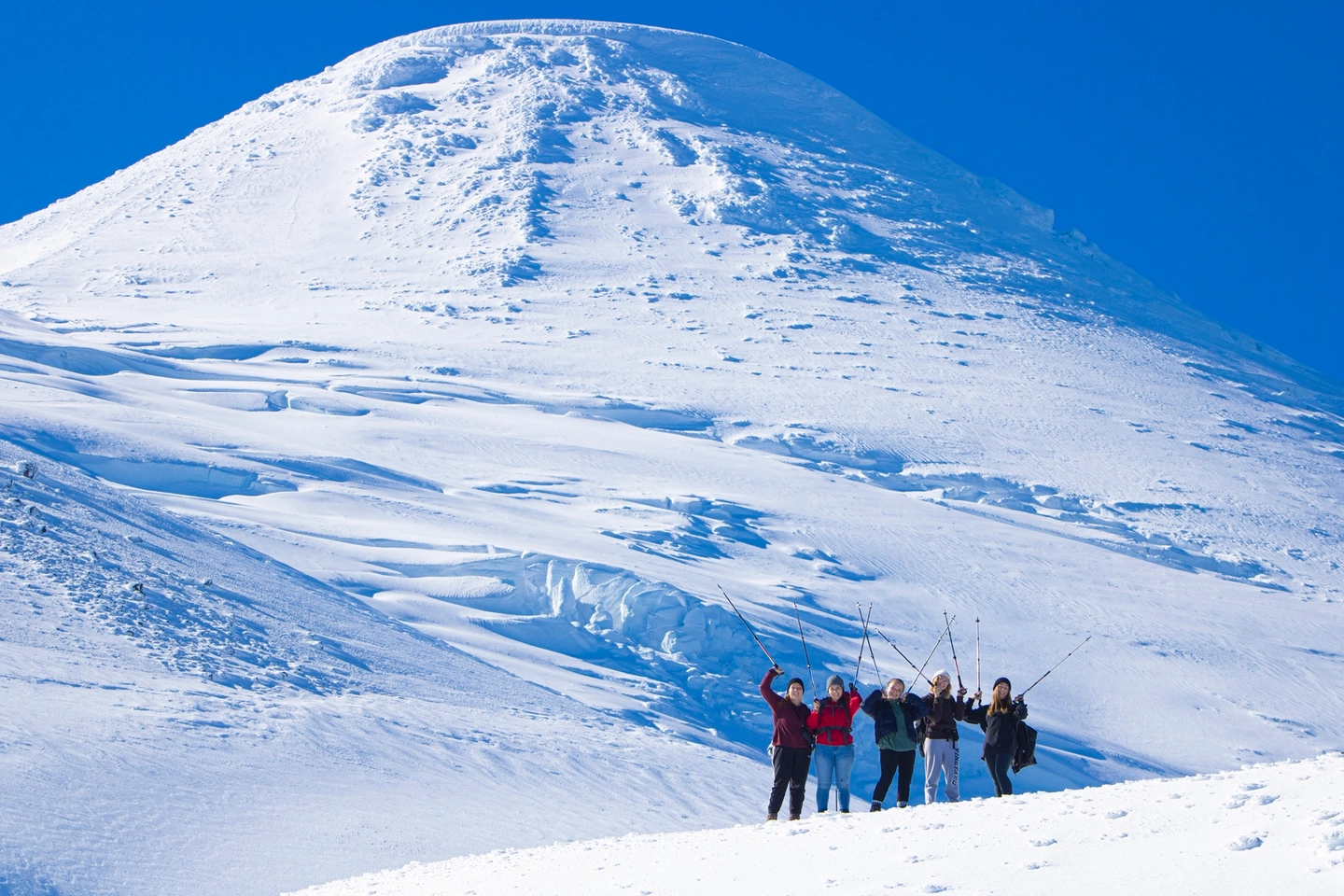 Explora el Volcán Osorno: Mirador del Glaciar y Cráter Rojo