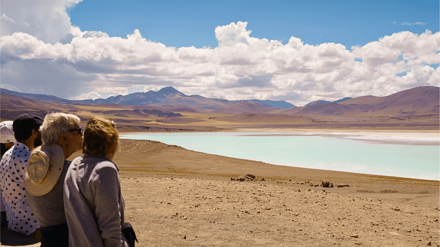 4 Días de Aventura en San Pedro de Atacama: Descubre el Desierto de Atacama, Valle de la Luna, Géiseres del Tatio y Piedras Rojas