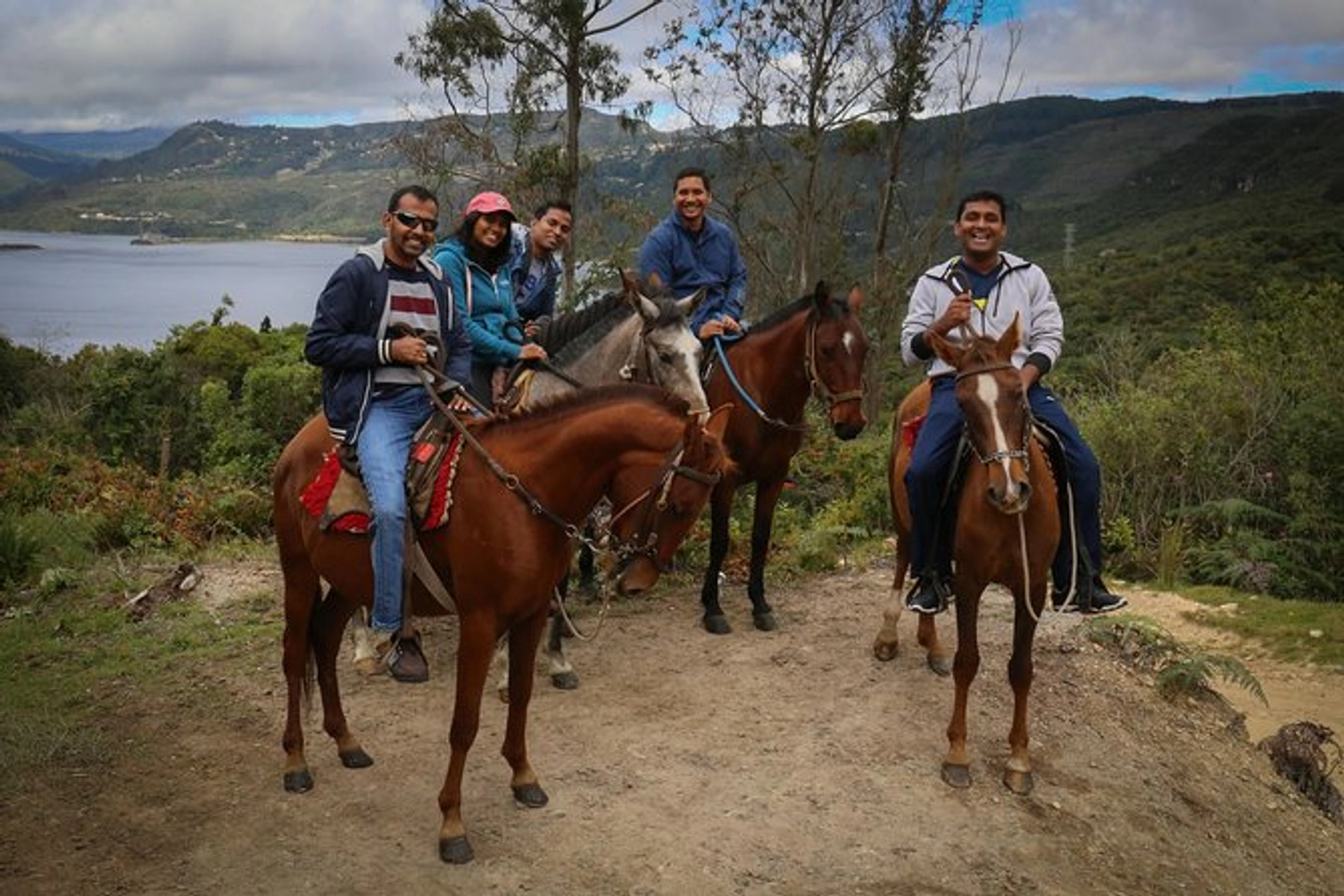 BOGOTÁ: Horseback Wilderness Ride