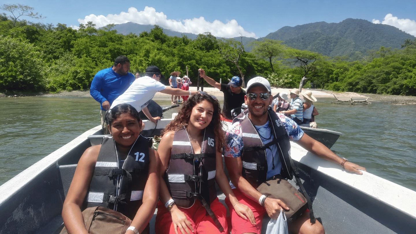 Full Day Tayrona: 7 Olas, Playa Cristal, Neguanje