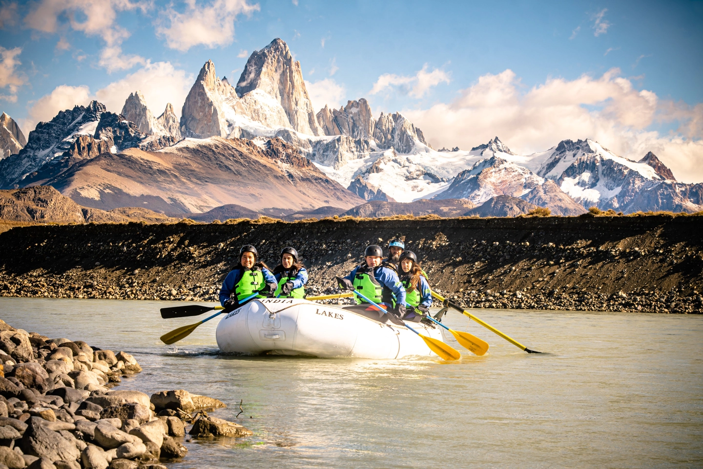 Rafting en El Chaltén: Adrenalina y Día Completo