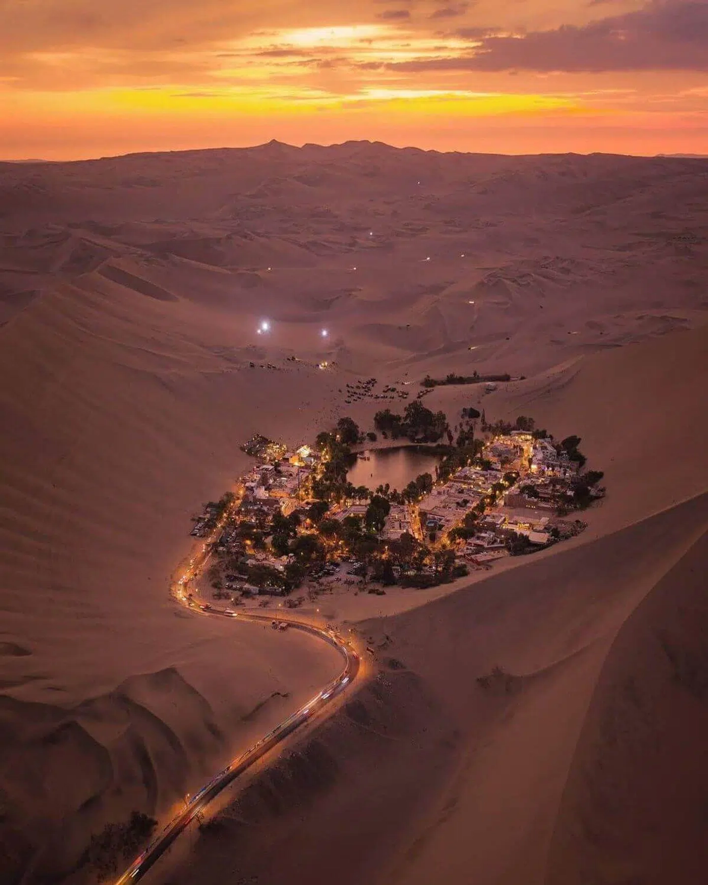 TOUR DE BODEGAS + BUGGIES & SANDBOARDING