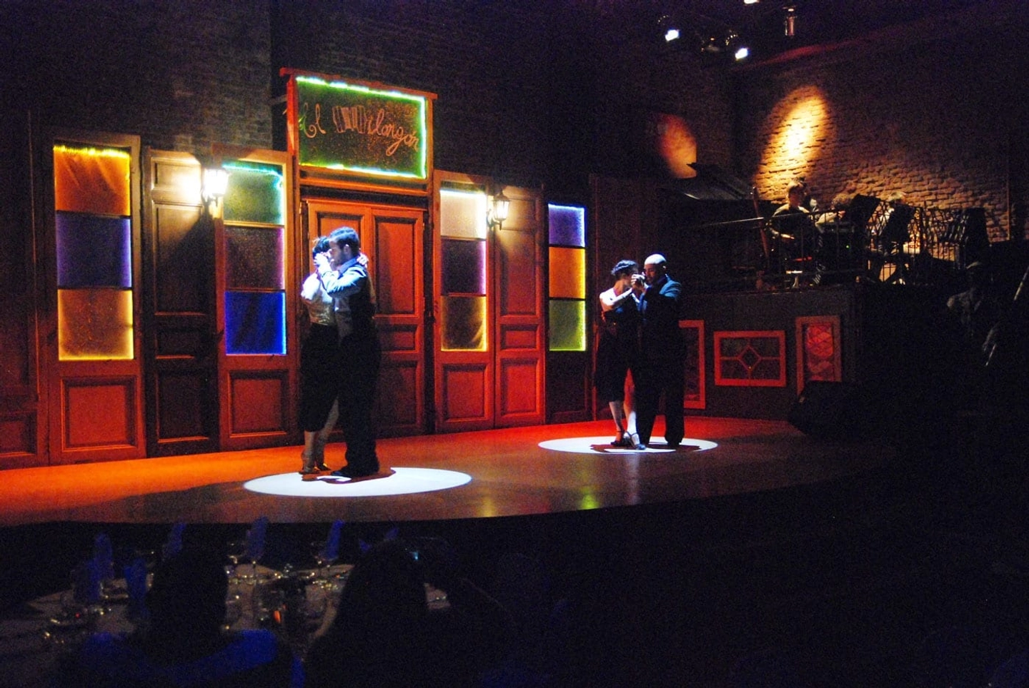 Cena show El Milongón