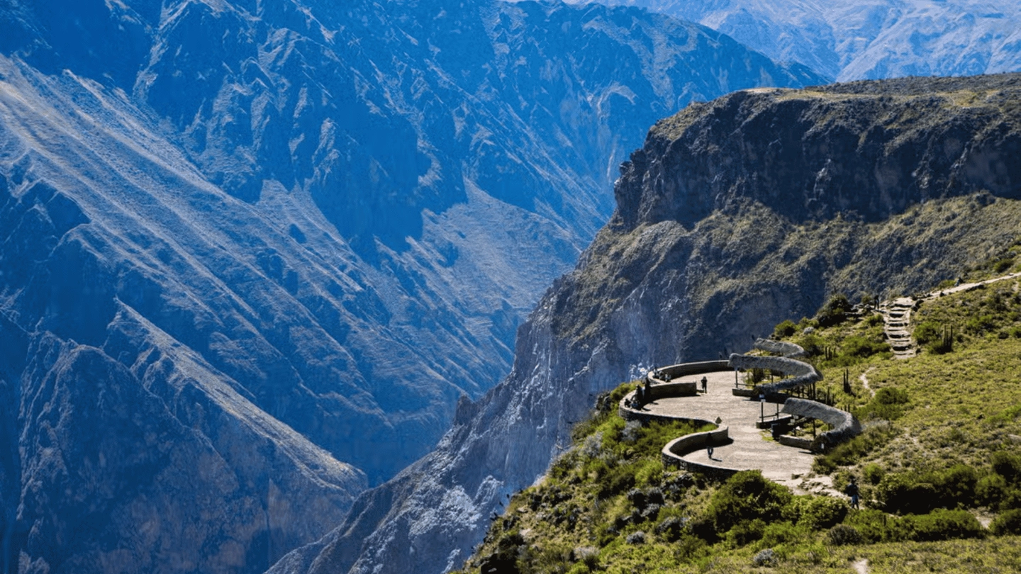 Excursión al Cañón del Colca finalizando en Puno