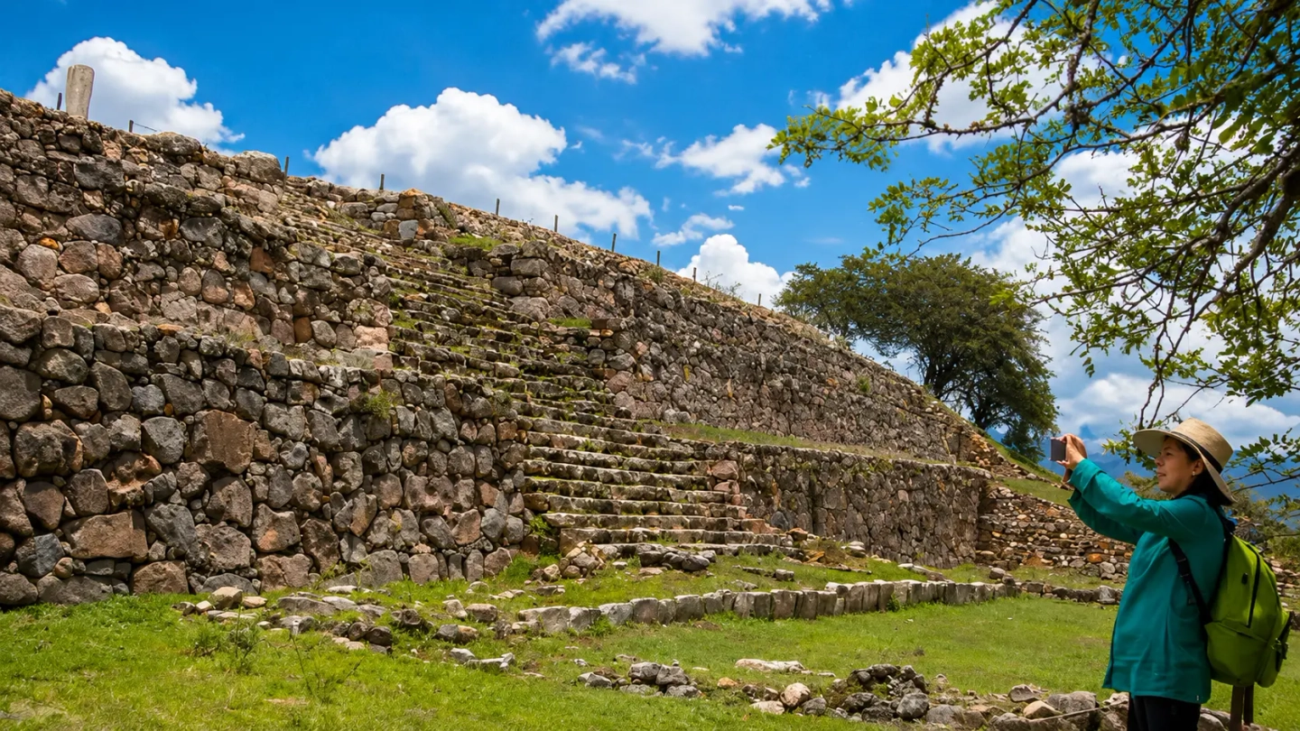 EXCURSIÓN AL COMPLEJO ARQUEOLÓGICO DE KUNTUR WASI
