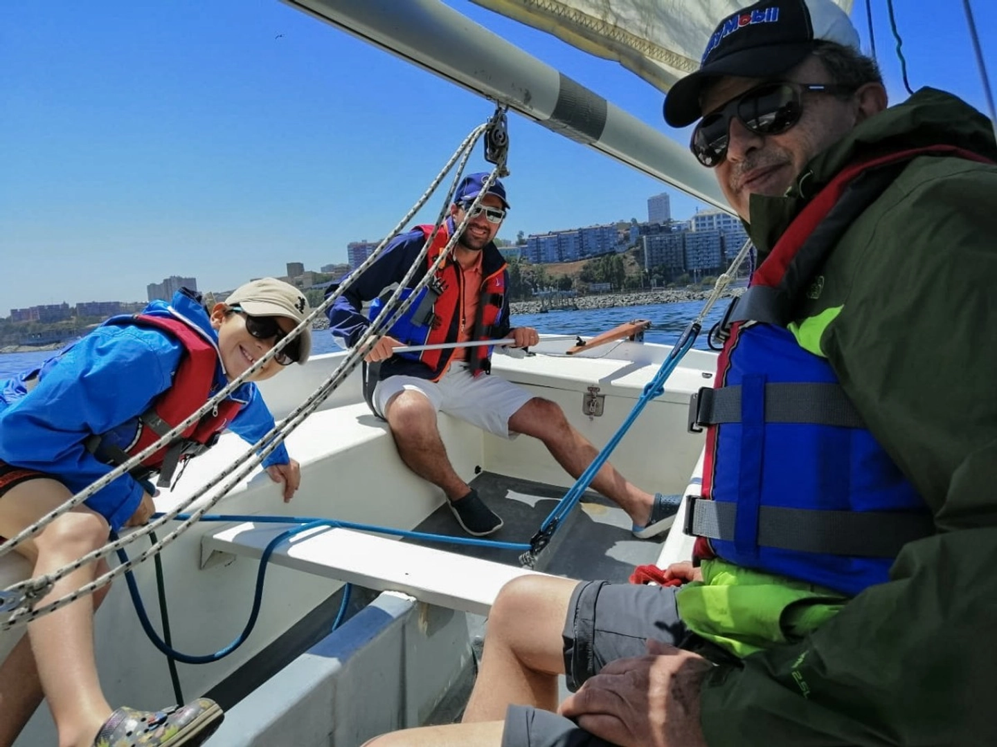 Tour en Velero Raquero, Descubre Valparaíso desde el Mar