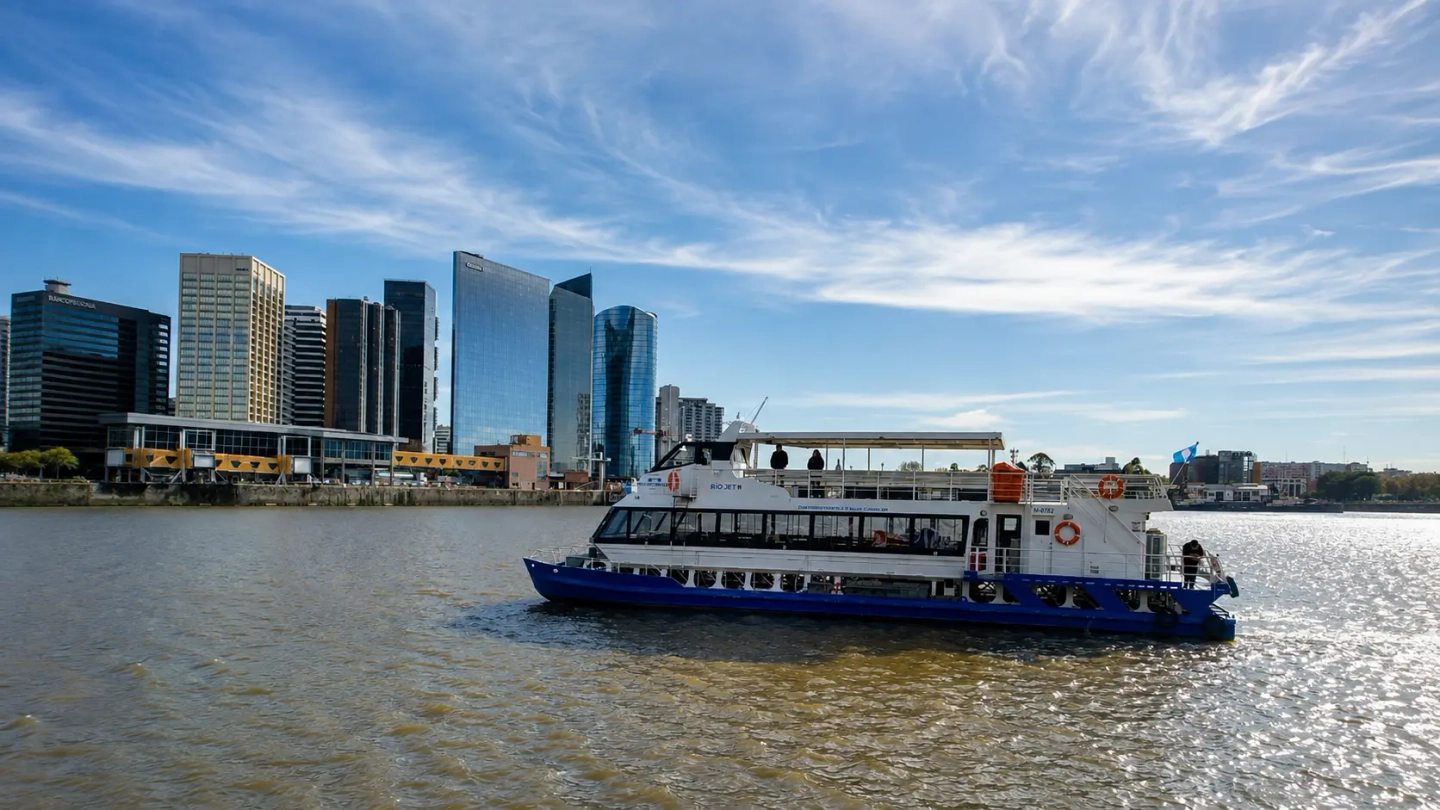 Navegación Postales de Buenos Aires desde La Boca