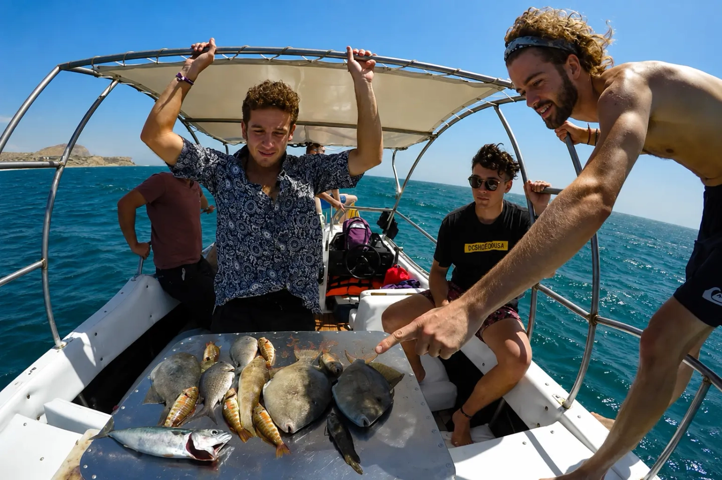 Captura y Saborea – Tours de Pesca con un Toque de Ceviche