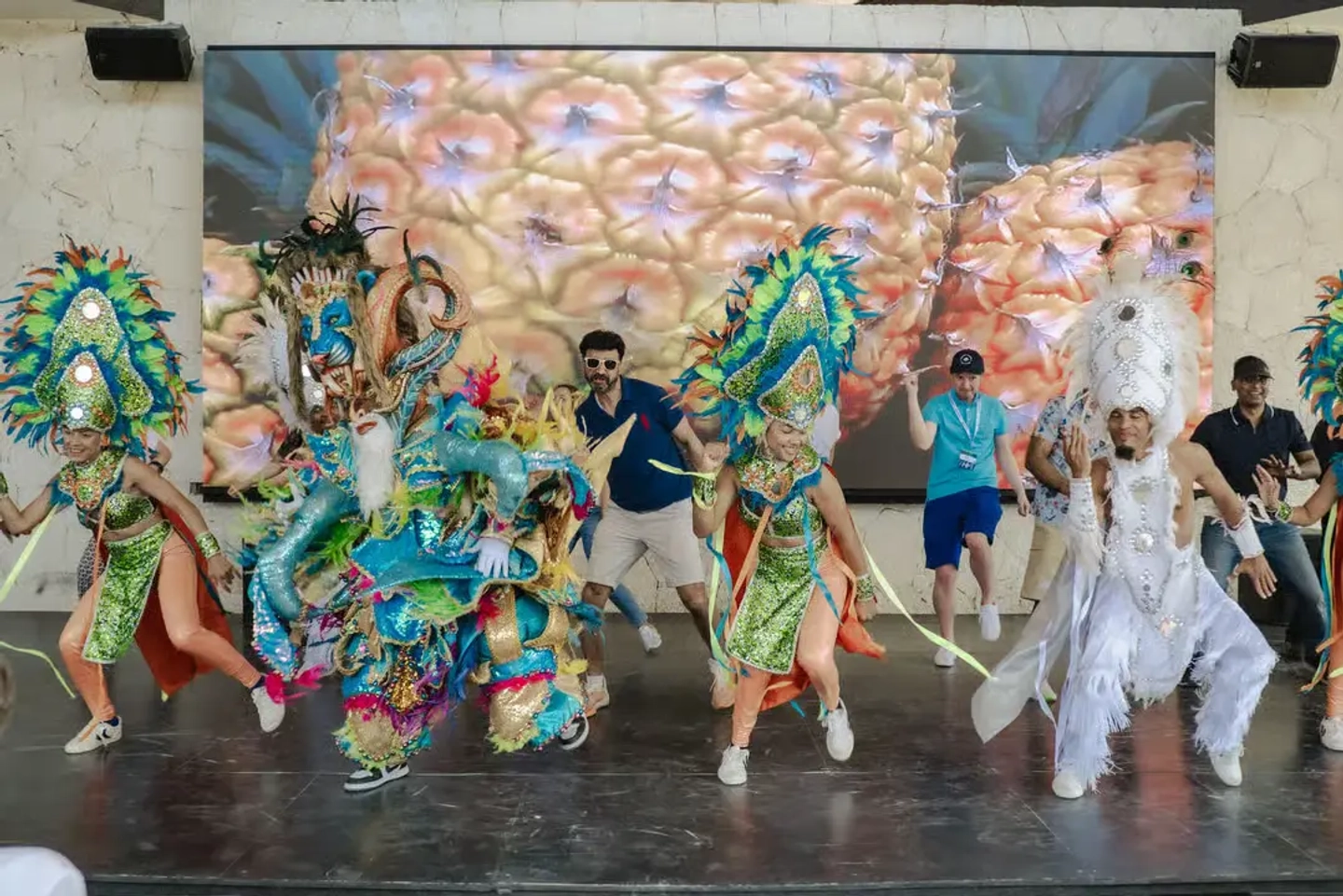Punta Cana: parque cultural con espectáculo y actividades prácticas